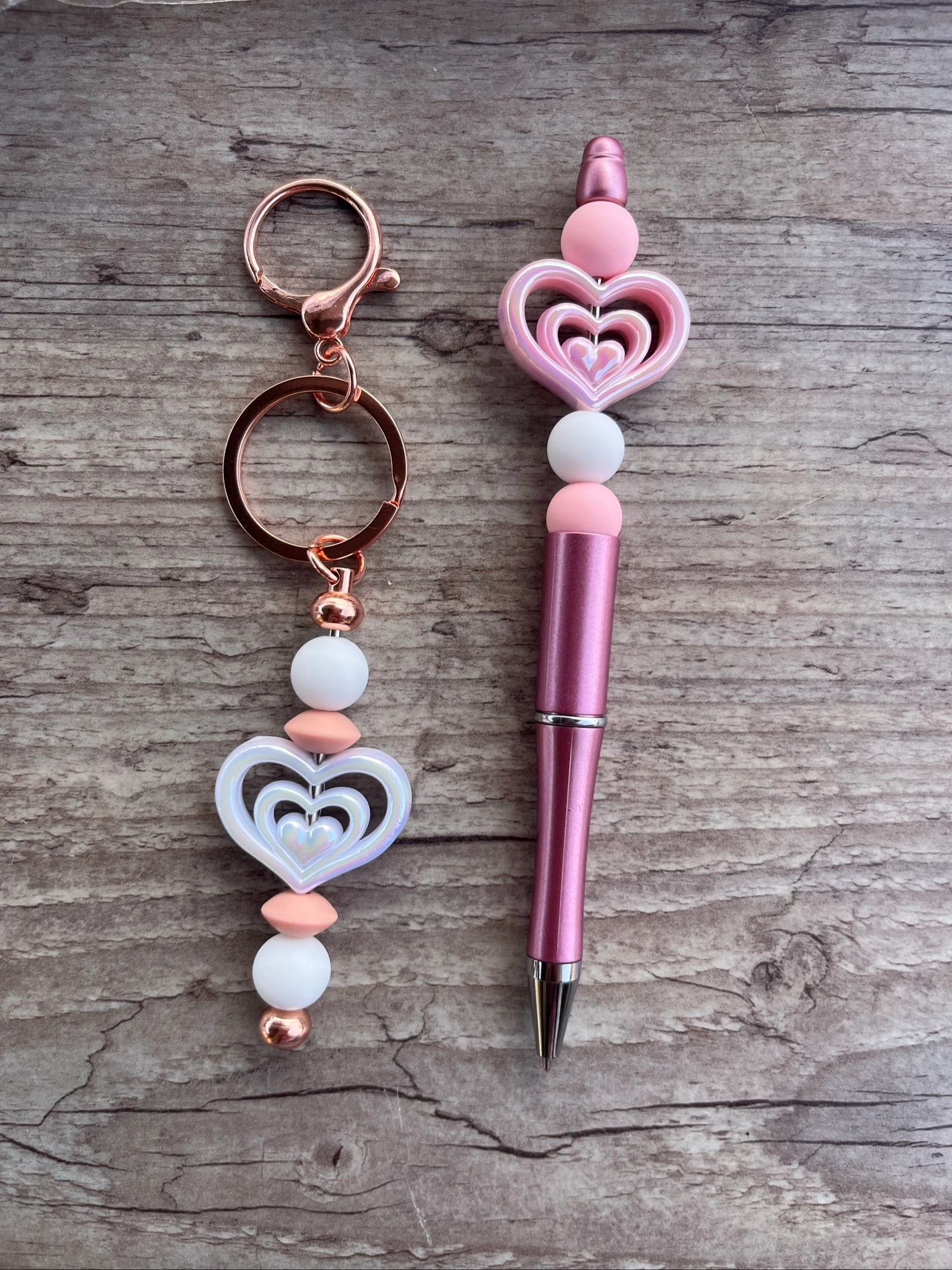 Stylo et porte clé 